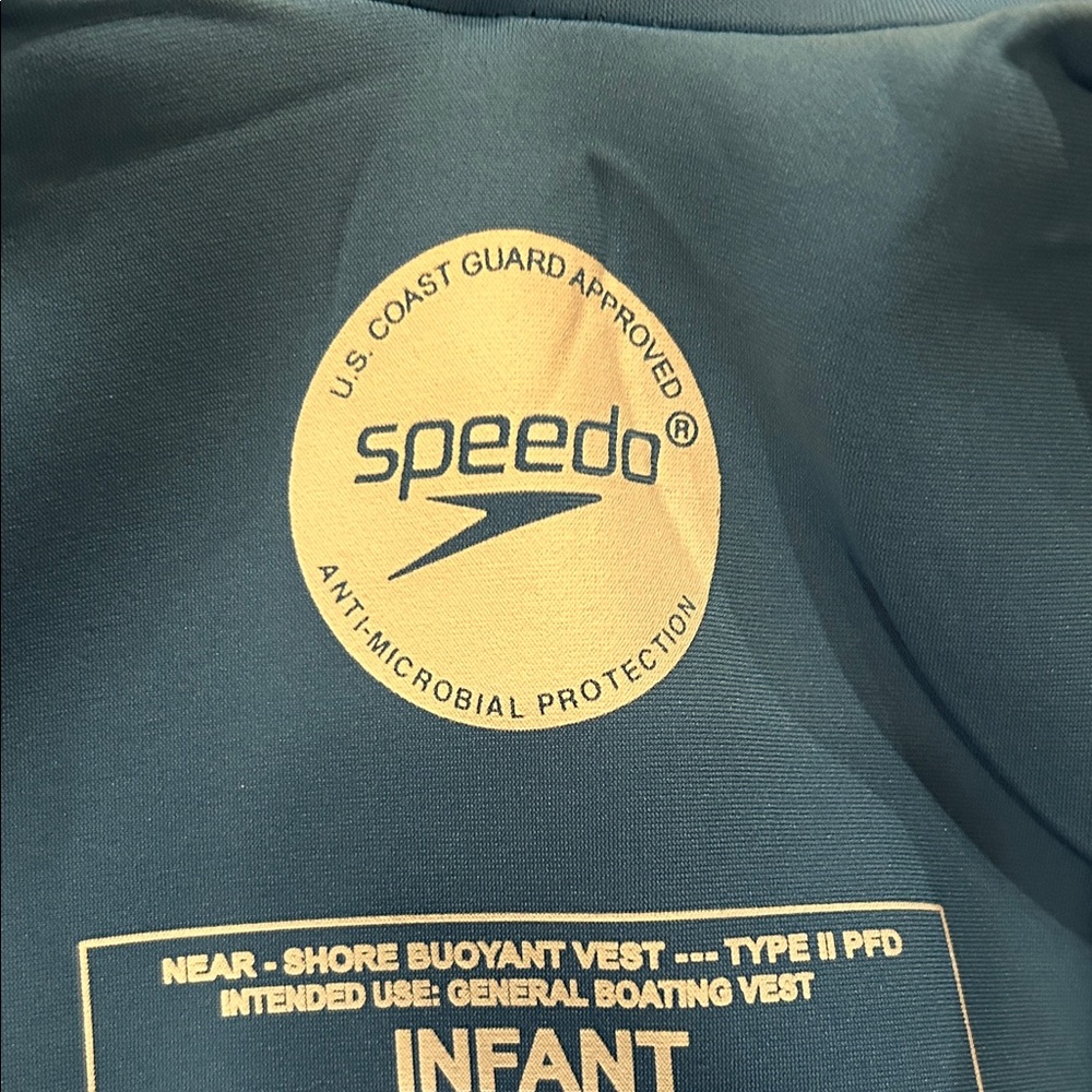 Speedo Blue and White Striped Life Vest - Picture 2 of 4